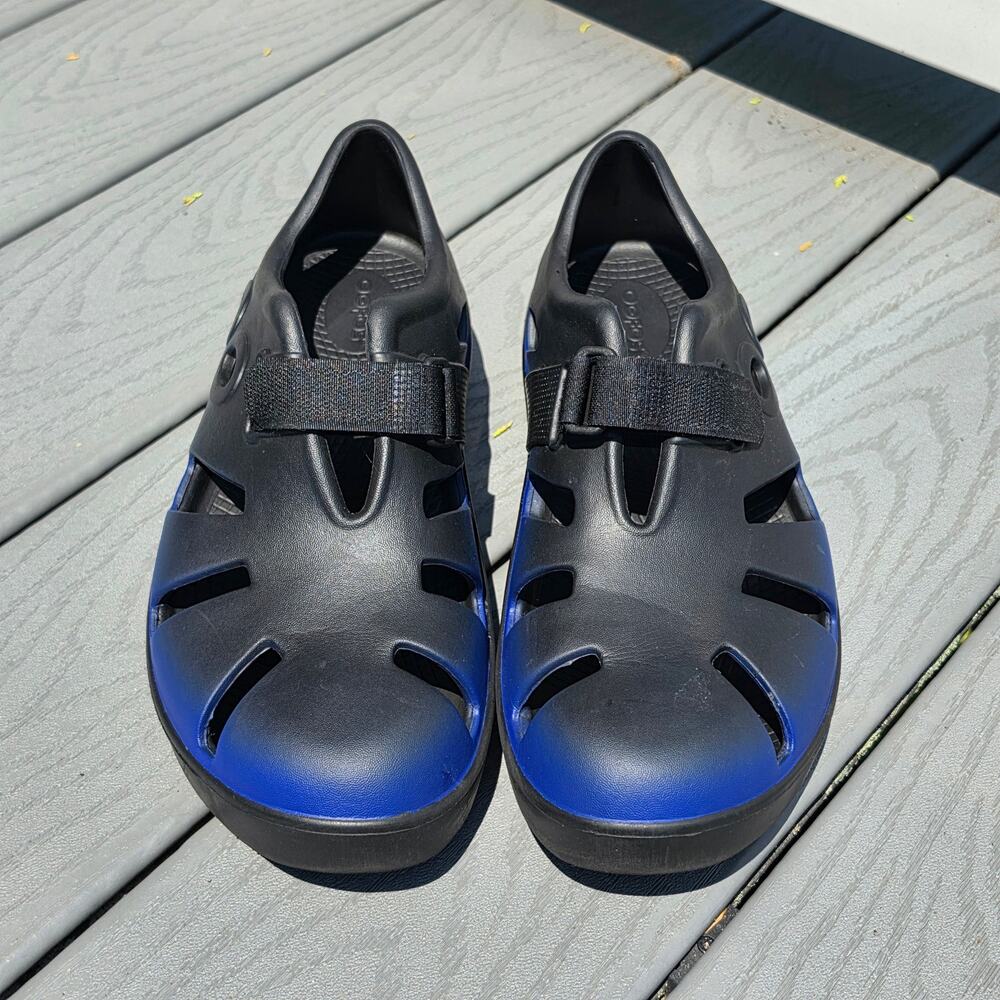 Oofos Men/Women OOcandoo Recovery Sandals Black Blue, Size W 10 & M 8